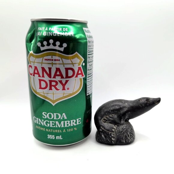 Wolf Original Seal Handcrafted Sculpture Figurine Canada Signed Stone/Resin - Picture 2 of 9